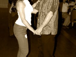 HAPPY DANCERS T-SHIRT IMG_0022